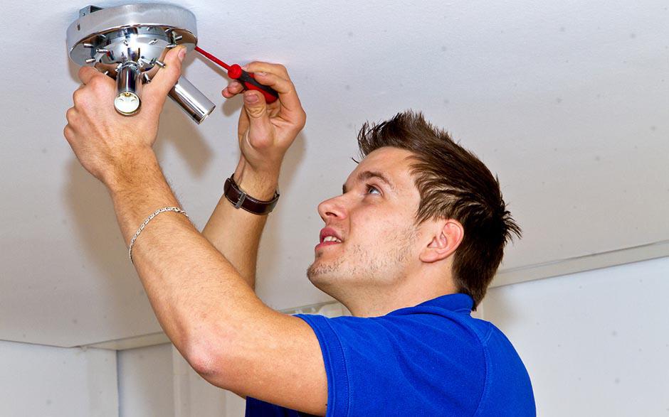 je recherche un électricien Nanterre